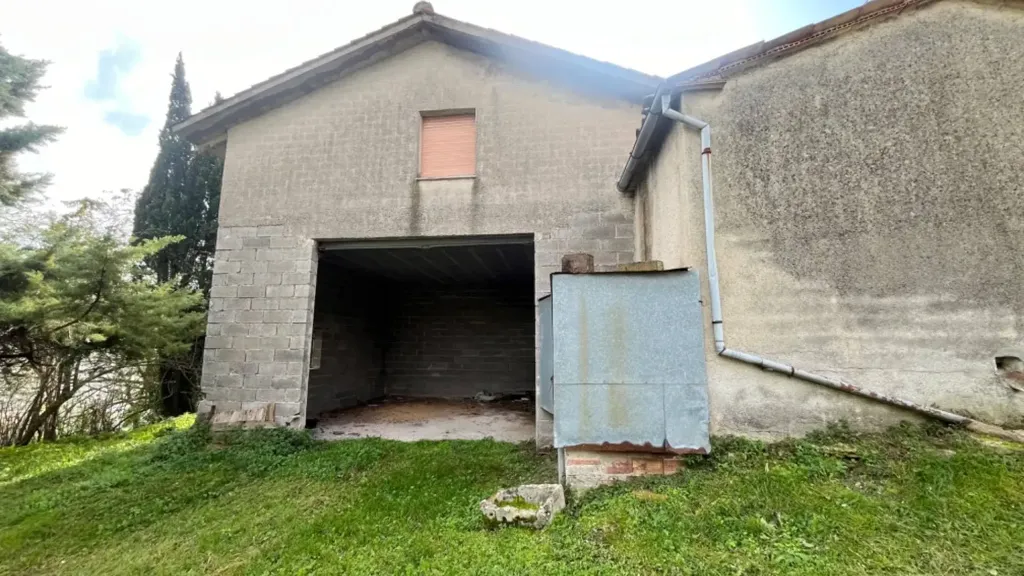 Extérieur - Rustic Property with Potential in Aspro, Sassoferrato