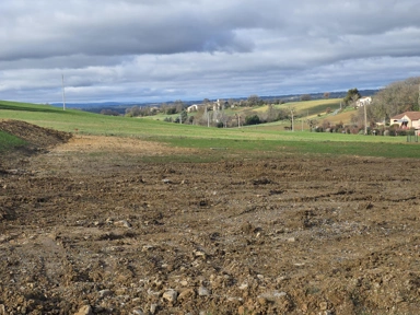 Jardin - Terrain Constructible avec Vue Panoramique à Carlus