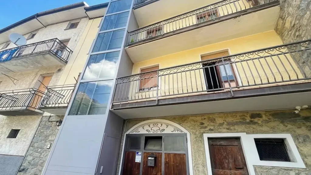 Extérieur - Trilocale with Terrace in Sondalo