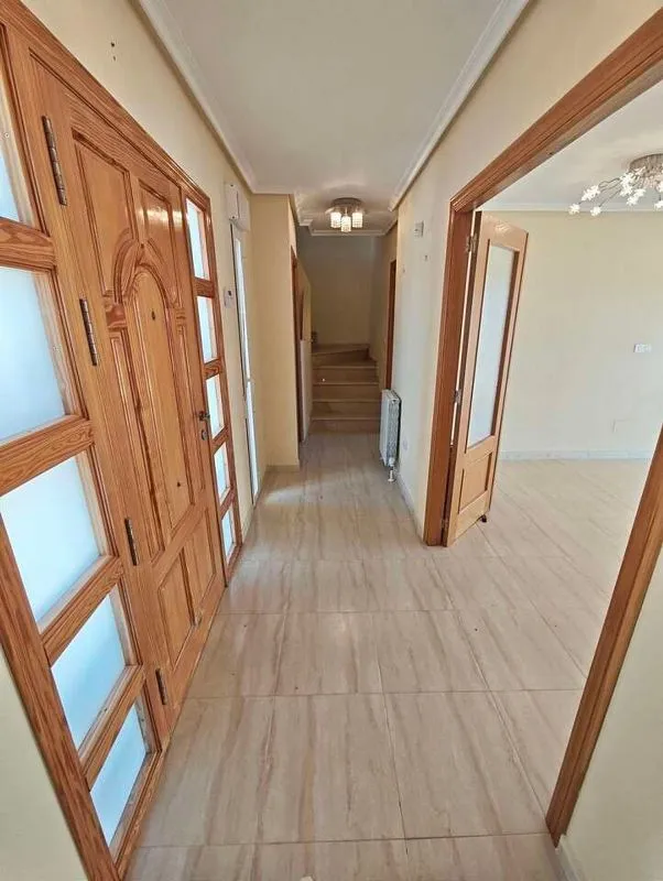 hallway_entrance