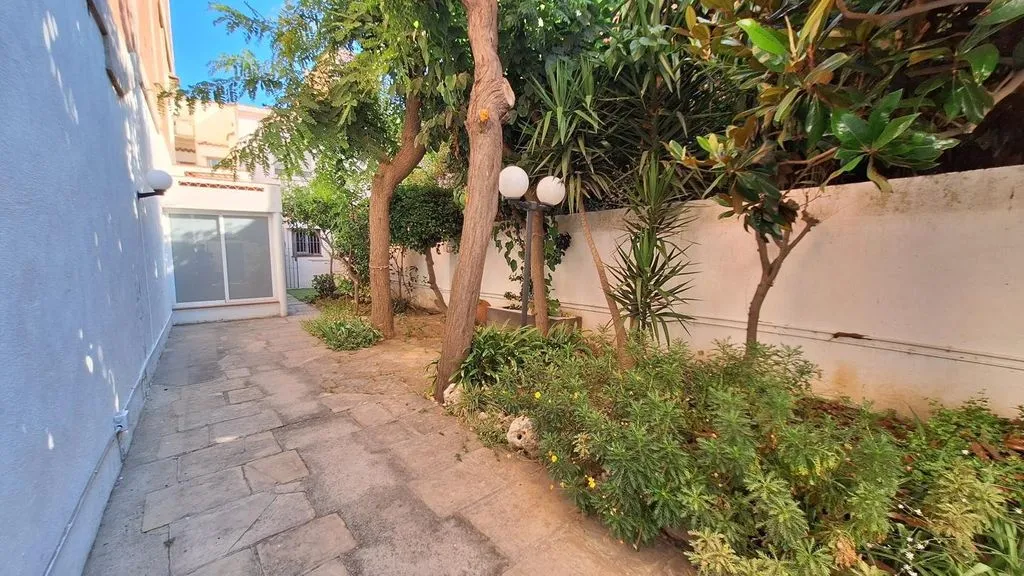 Jardín - Villa con vistas al mar en Premià de Mar