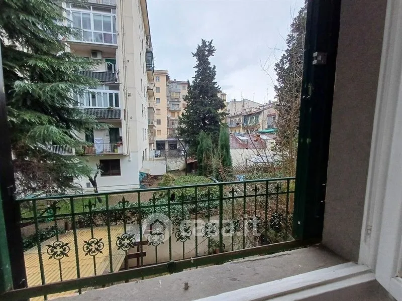 Balcon - Armed Trilocale with Balcony in Florence