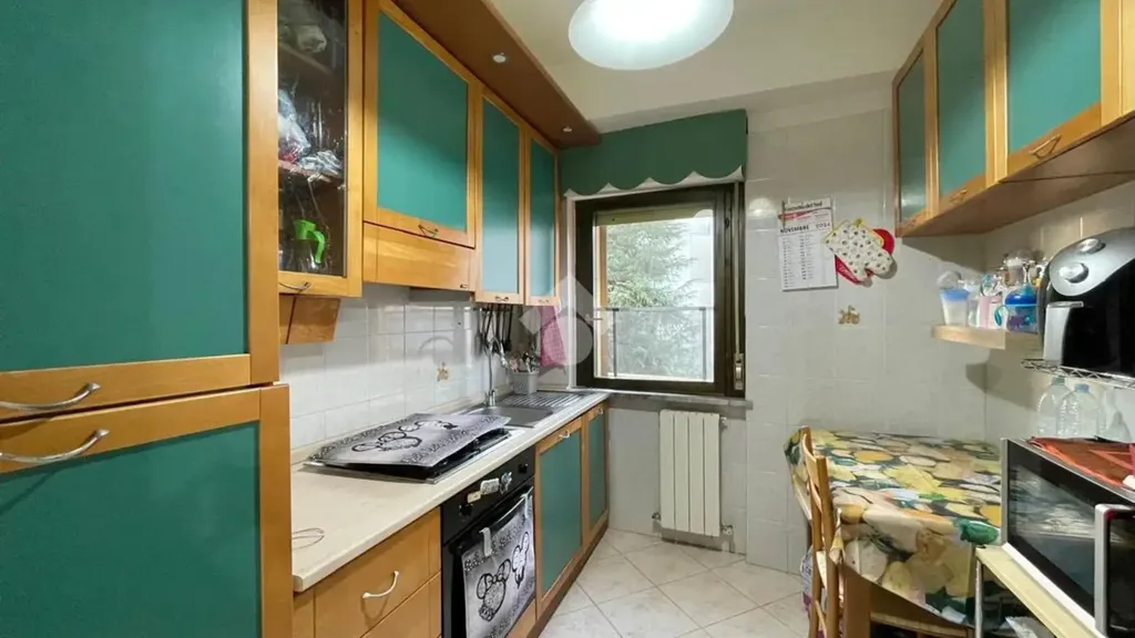Köök - Apartment with Balcony in Commenda, Rende
