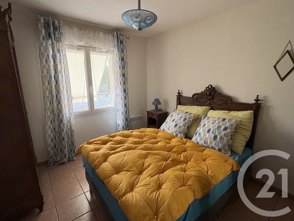 Chambres - Pavillon de Plain-Pied avec Véranda à Déols