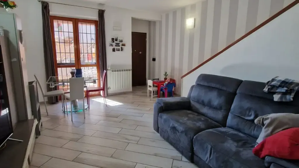 Séjour - Villa with Garden in Ciampino