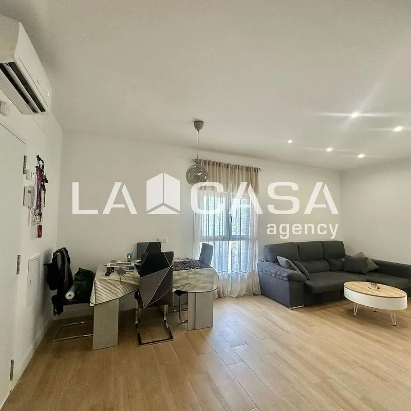 Elutuba - Apartment with Air Conditioning in Polígono Norte