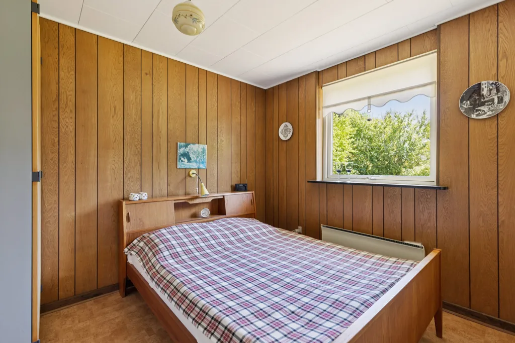 Bedrooms - 1975 Summerhouse with Garden in Slagelse