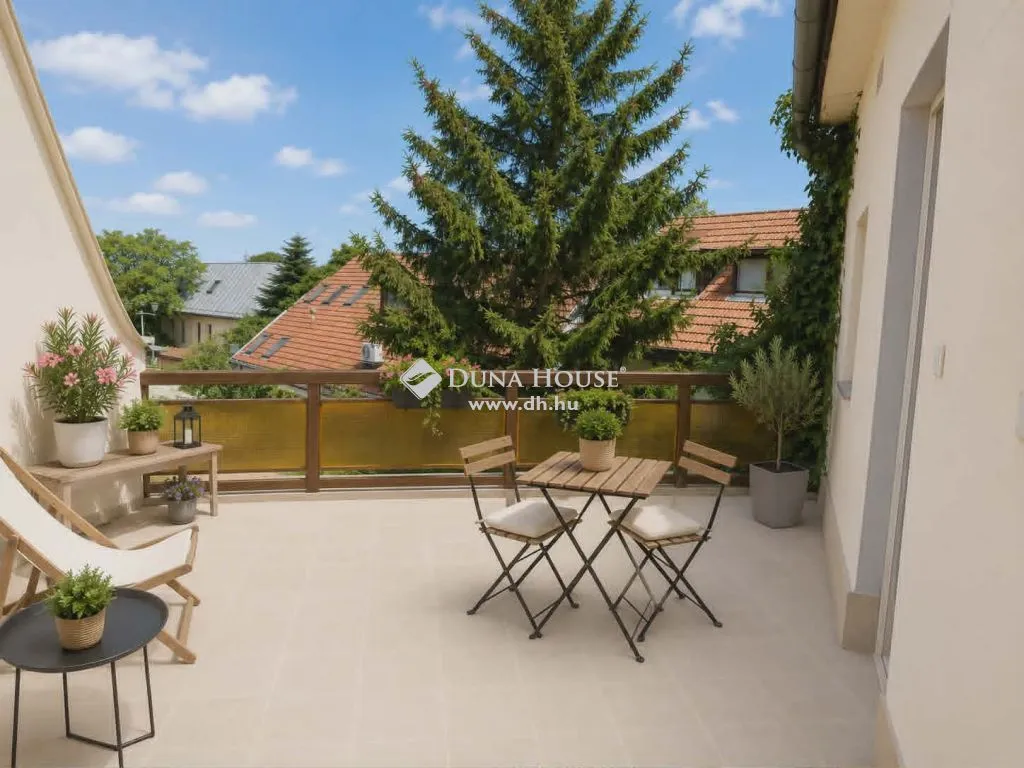 Terrazza - Apartment with Panoramic Balcony in Veszprém Centre