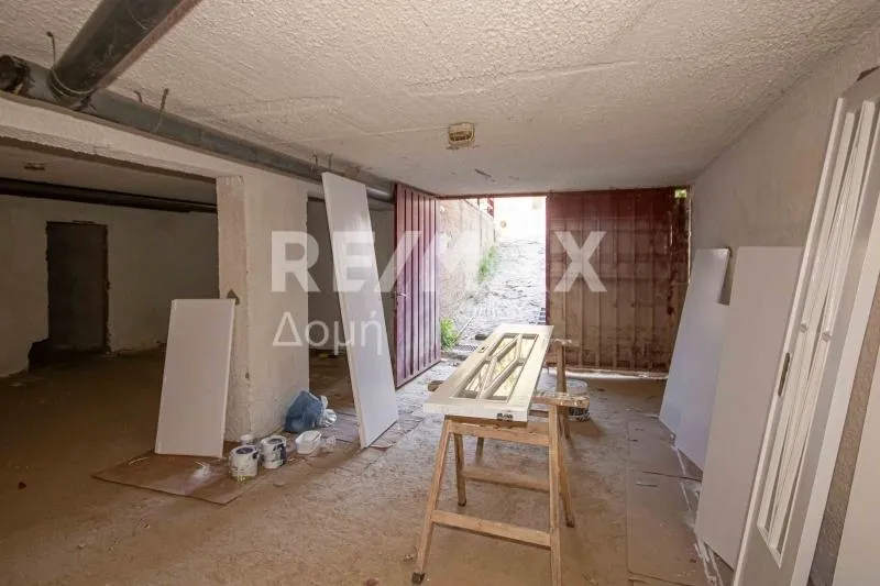 Garage - Underground Warehouse with Secure Access in Volos