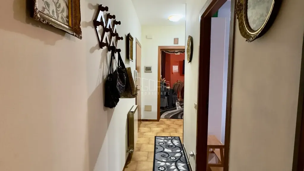 Esik - Apartment with Garage in Lusia Centre