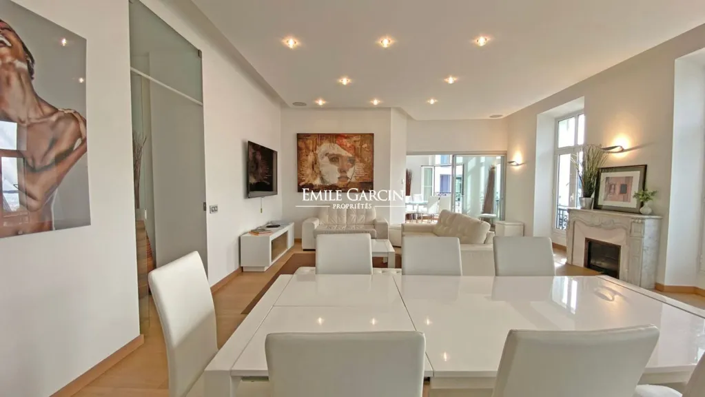 Salle à manger - Appartement avec Vue Mer sur la Croisette à Cannes