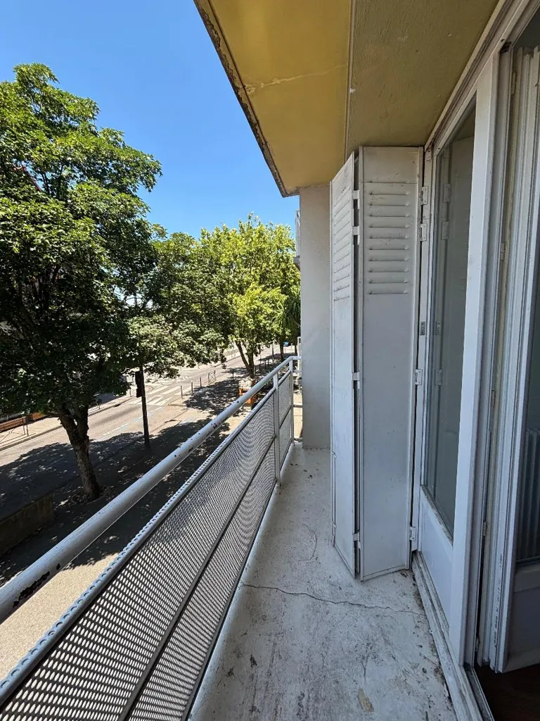 Balcon - Appartement 4 Pièces avec Balcon à Valence