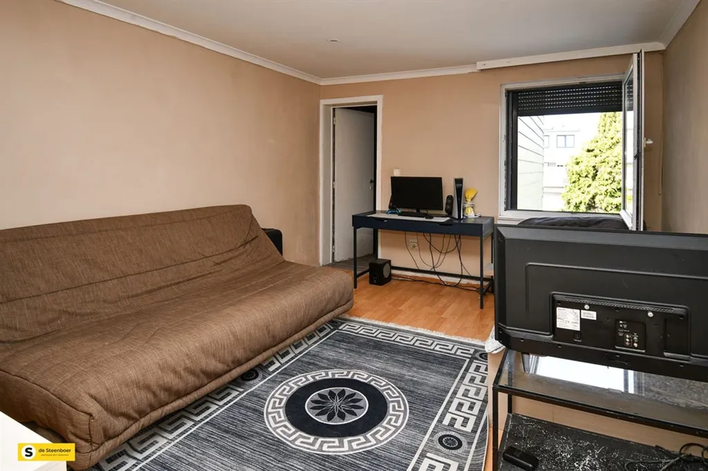 Séjour - Maison Charmante avec Terrasse à Deurne