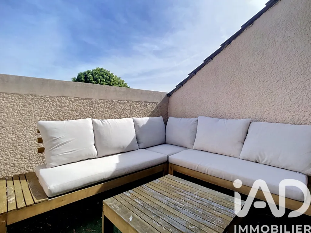 Terrass - Duplex Apartment with Balcony in Pontault-Combault