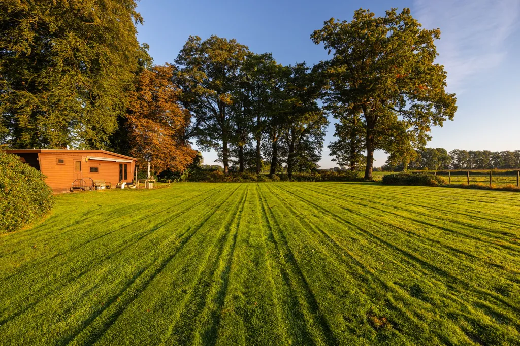 Jardin - Historic Villa with Garden in Almen