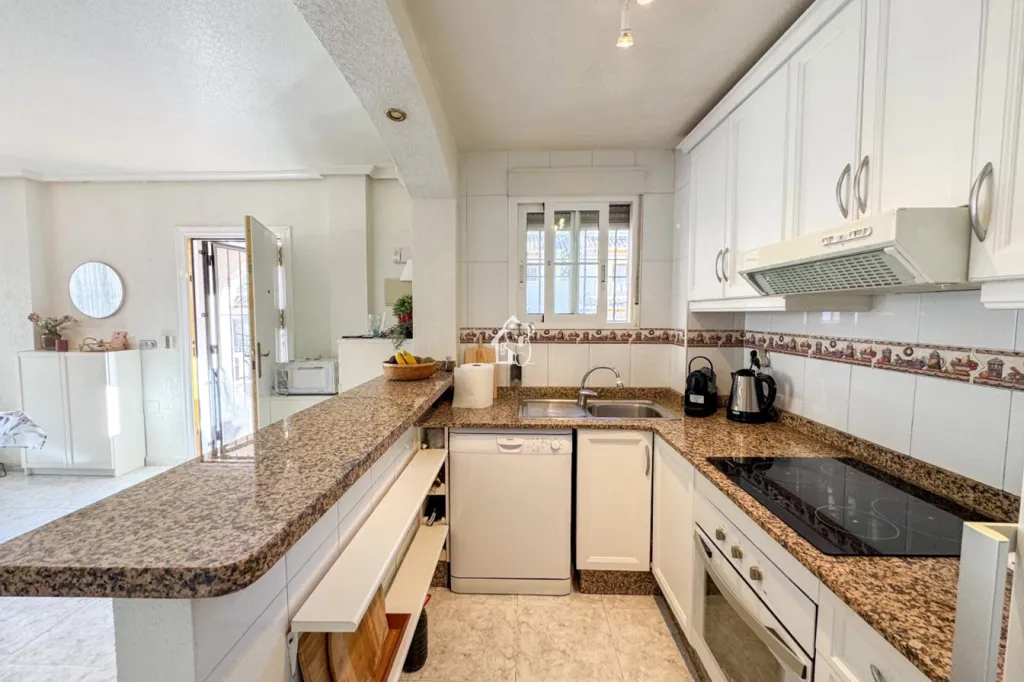 Cucina - Semi-Detached Villa with Pool in Cabo Roig