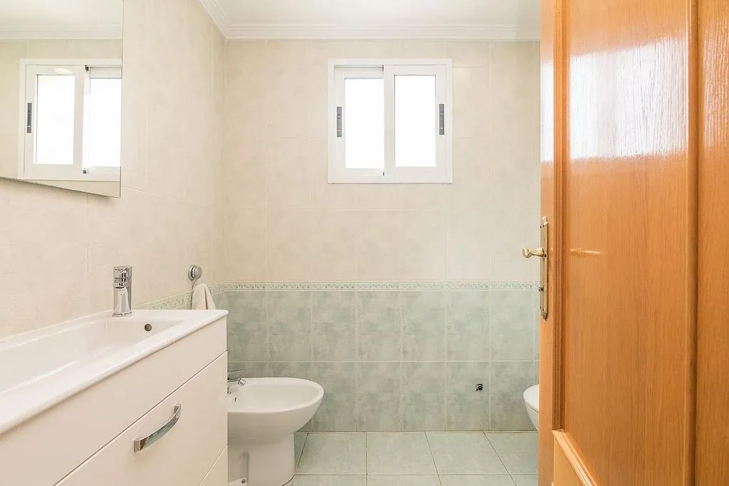 Bagni - Chalet with Pool and Terrace in Valverde