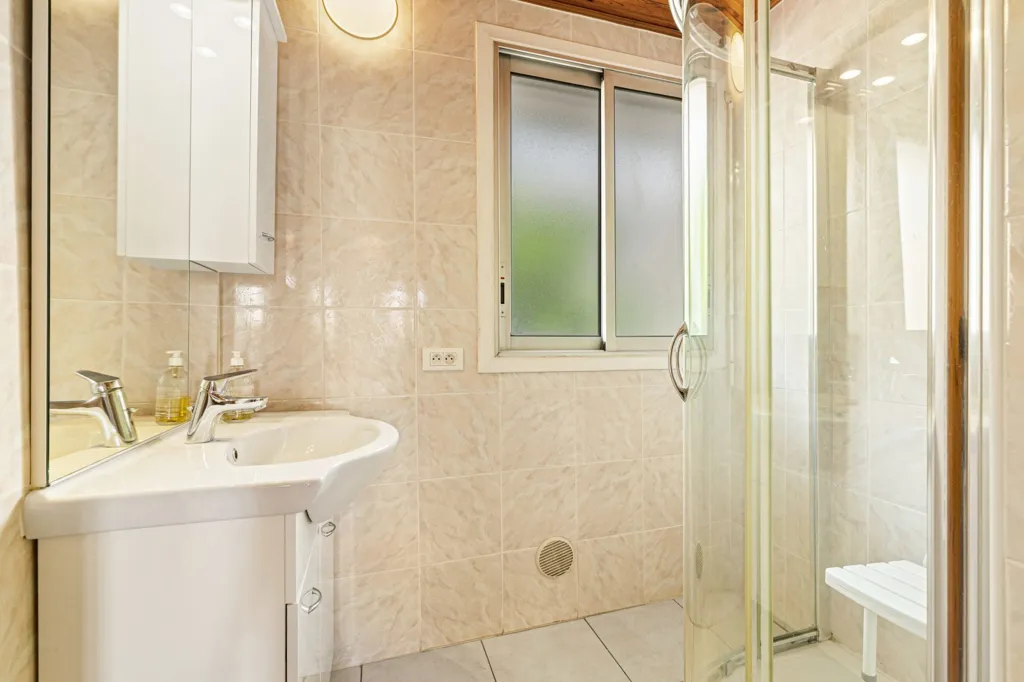 Vannitoad - Renovated Flat with Balconies in Menton Centre