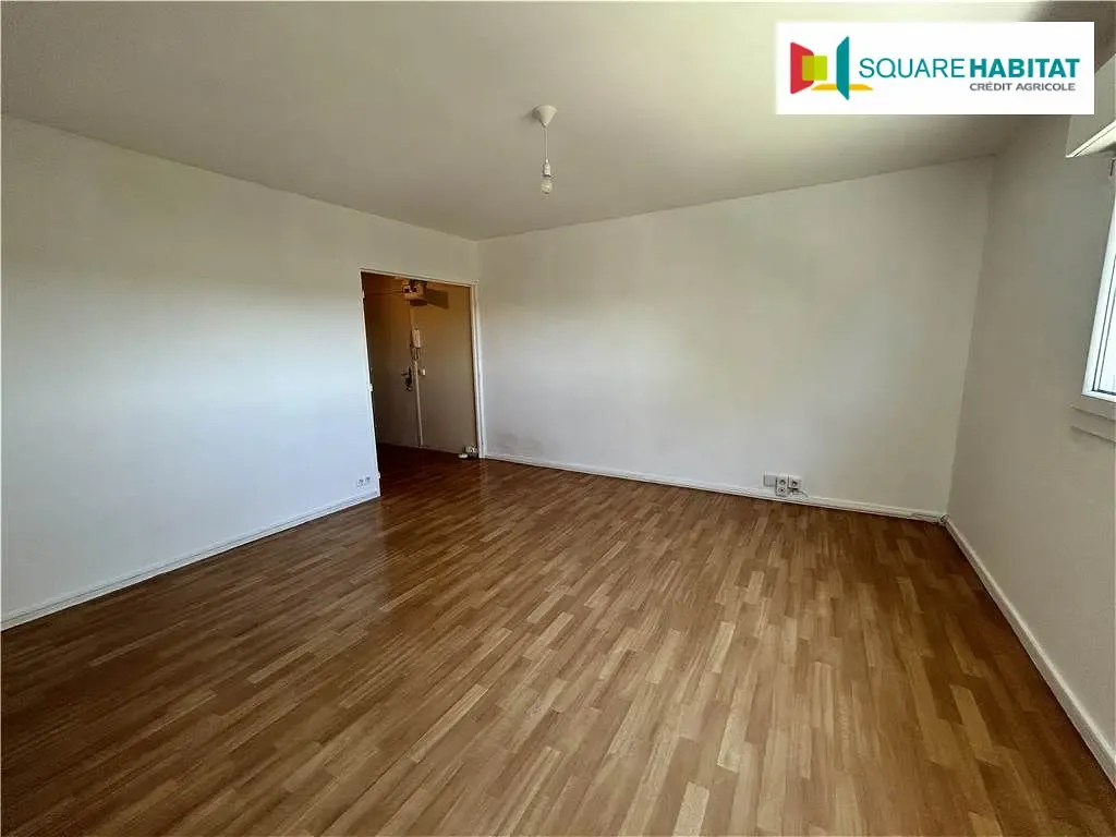 Pièces - Appartement T3 Lumineux au 4ème Étage à Billère