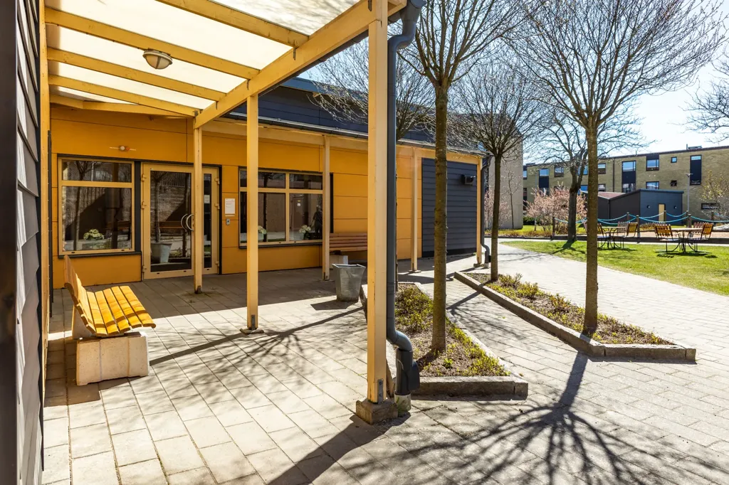 Aed - Apartment with Balcony in Halland