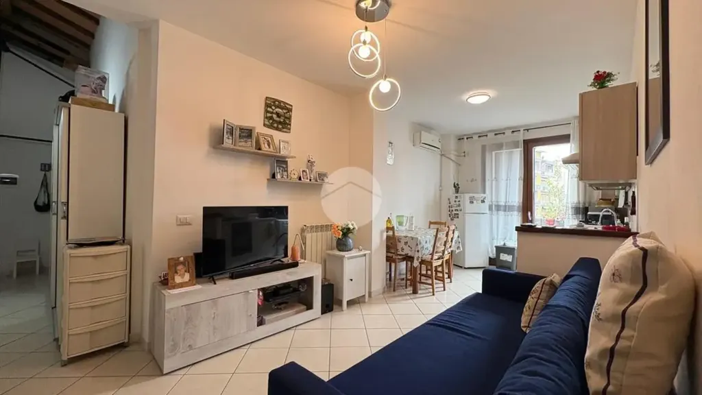 Living Room - Modernised Two-Bedroom Apartment in Florence