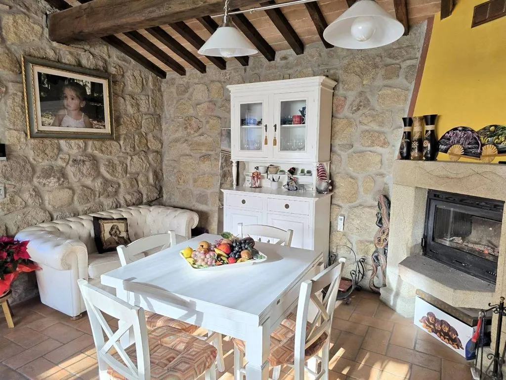 Salle à manger - Rustic Tuscan Farmhouse with Pool in Roccastrada