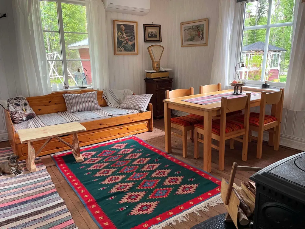 Soggiorno - Charming Cottage with Garden in Båtvik