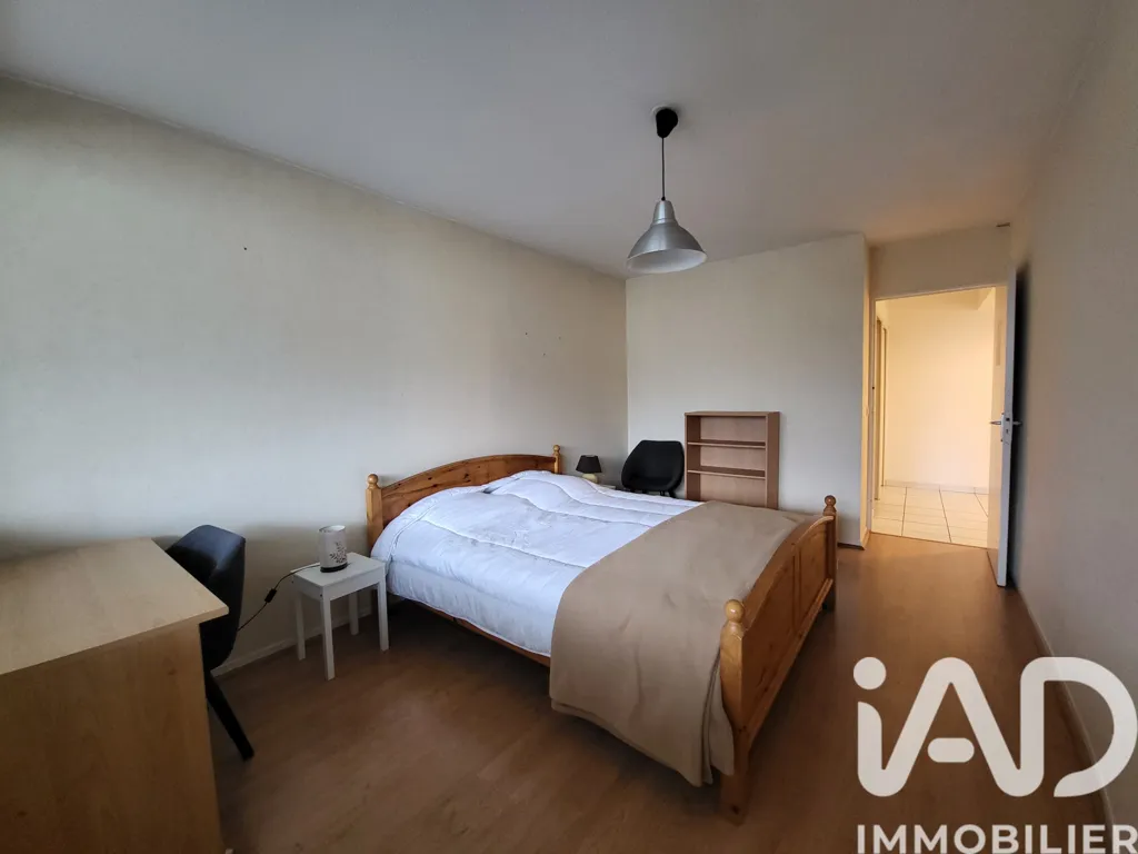 Chambres - Appartement T3 avec Terrasses à Grenoble