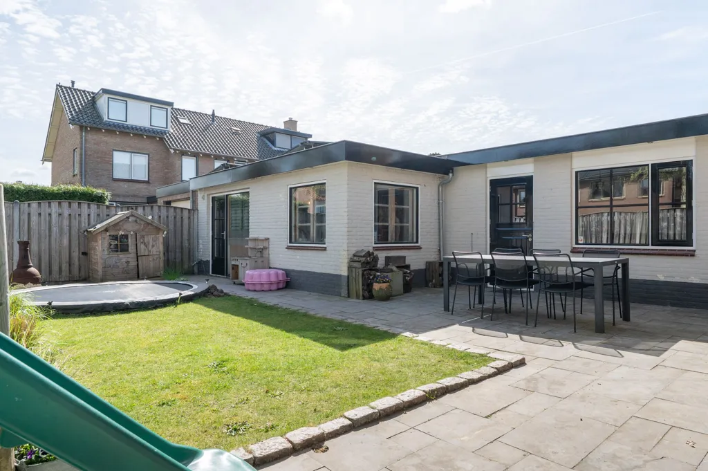 Aed - Two-Under-One Cap House with Garden in Garderen