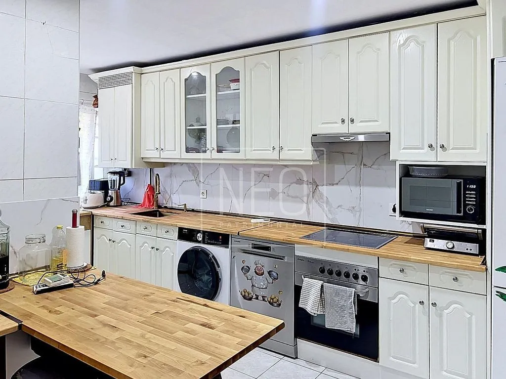 Cuisine - Flat with Terrace in Rejas, Madrid