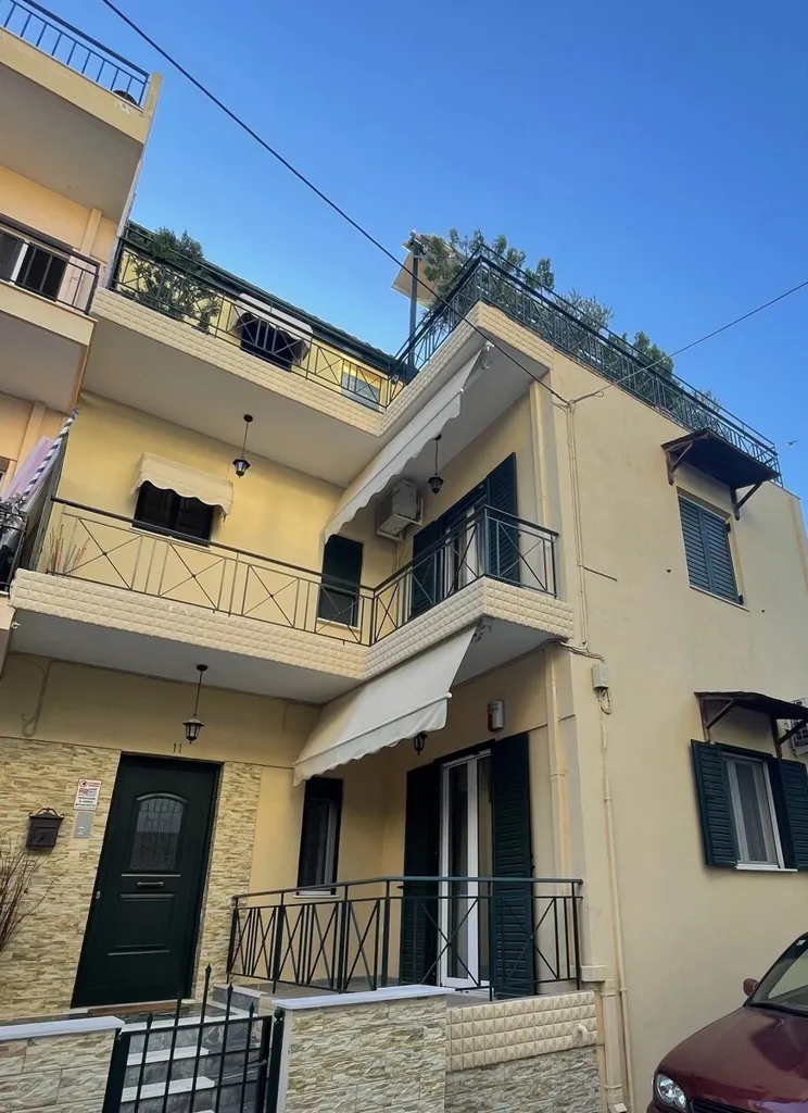 5-toaline korter asukohas Athens
