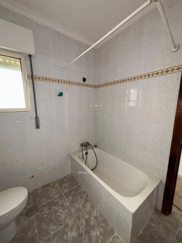 Salles de bain - Apartment with Balcony in Écija