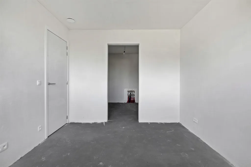 Contemporary Semi-Detached Home in New Development