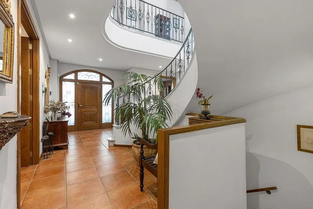 Pièces - Villa with Sea View in La Veleta