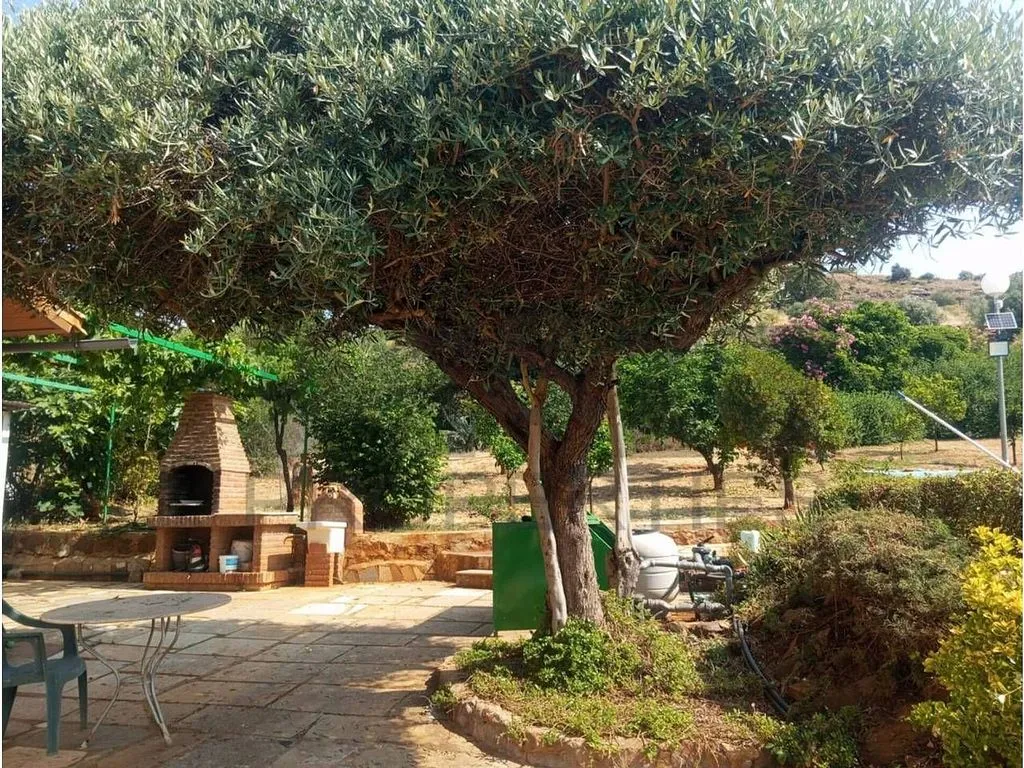 Aed - Rural Cortijo with Pool near Alange