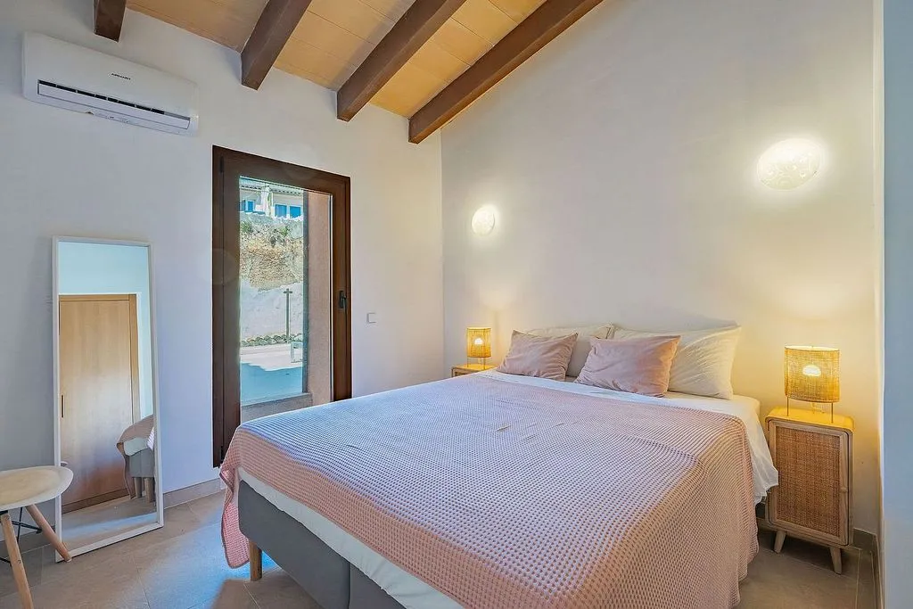 Magamistoad - Historic Chalet with Pool in Campos