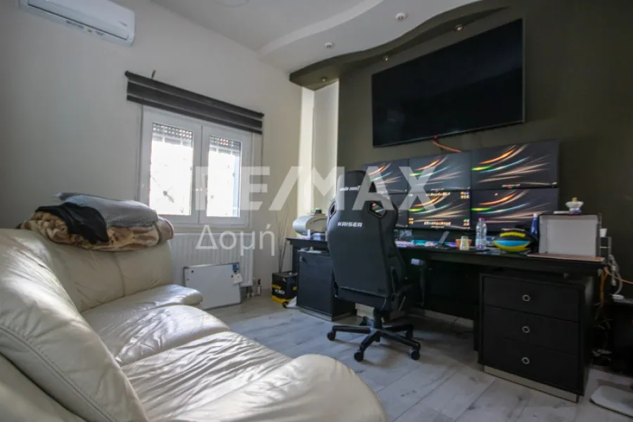 Despacho - Renovated Villa with Garden in Volos