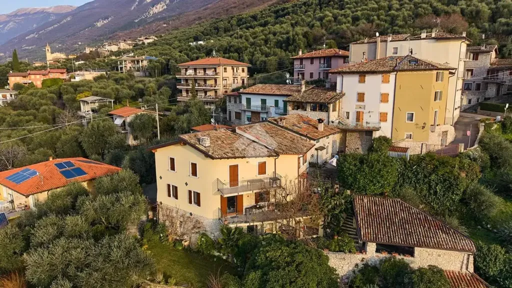 Vue aérienne - Luxury Villa with Lake View in Brenzone