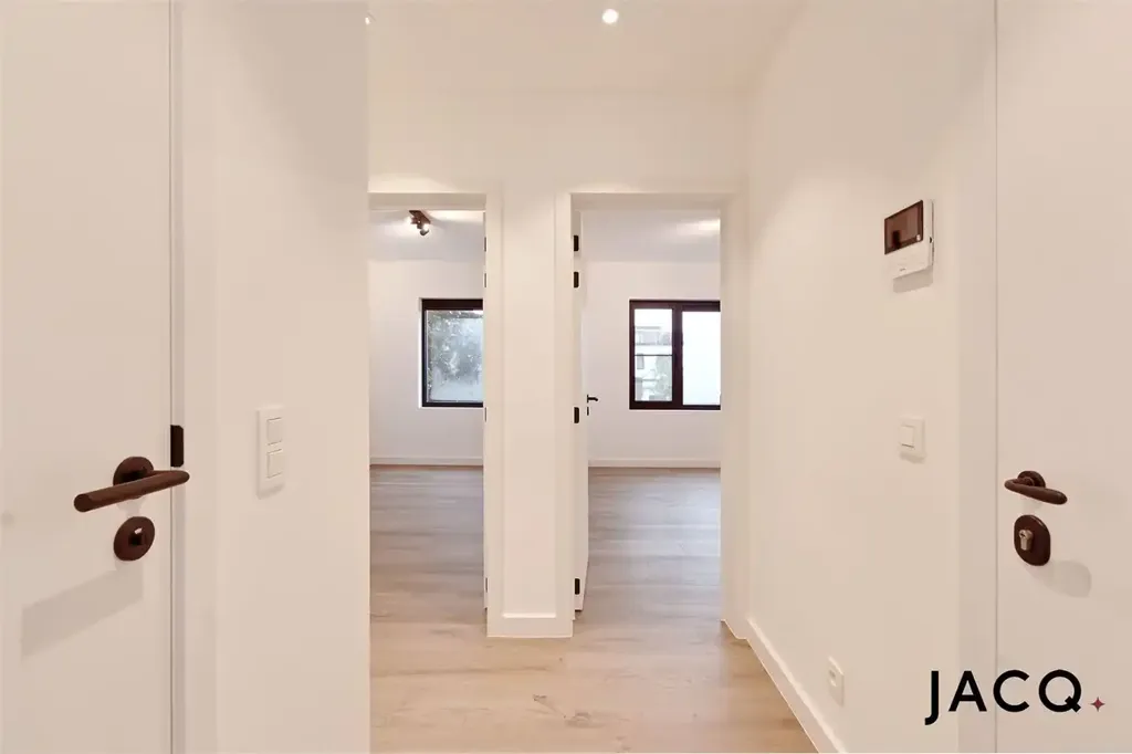 Esik - Luxury Renovated Apartment in Berchem