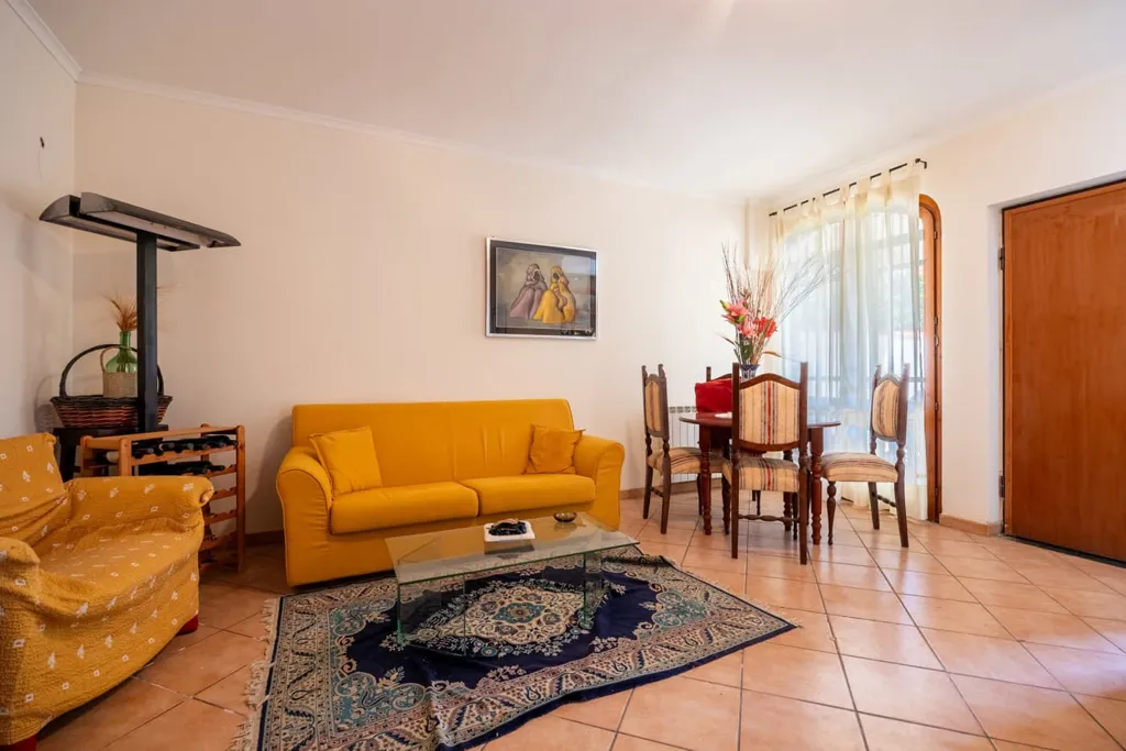 Elutuba - Single-Family Villa with Garden in Ardea