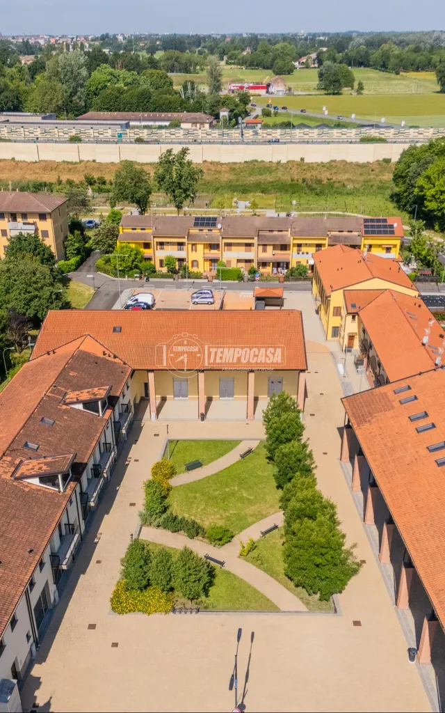 Vista aerea - Triplex with Balcony in Cremona