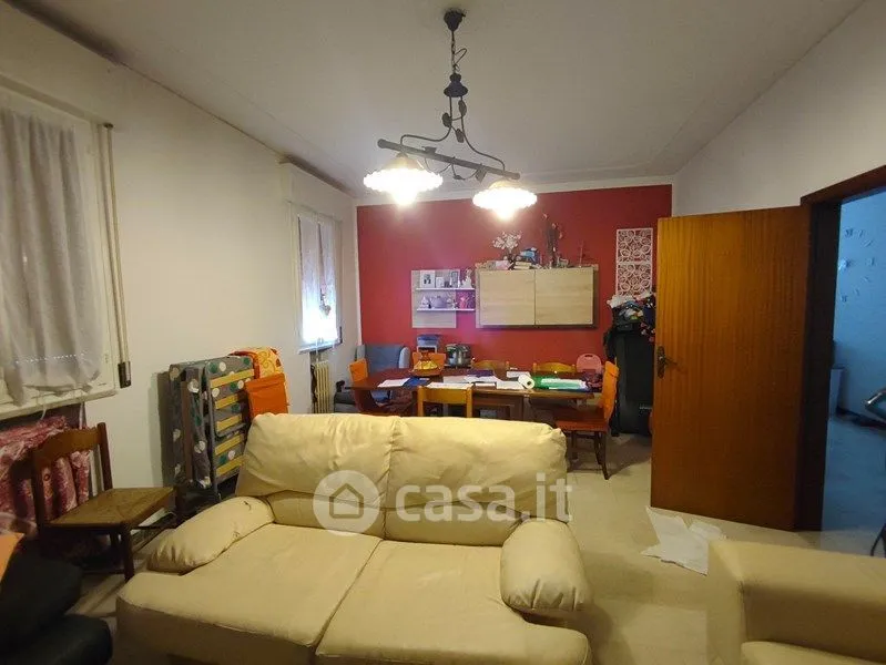Séjour - Three-Storey House with Garden in Bondeno