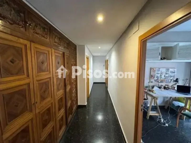 Esik - Two Apartments with Garage in Valencia City Centre