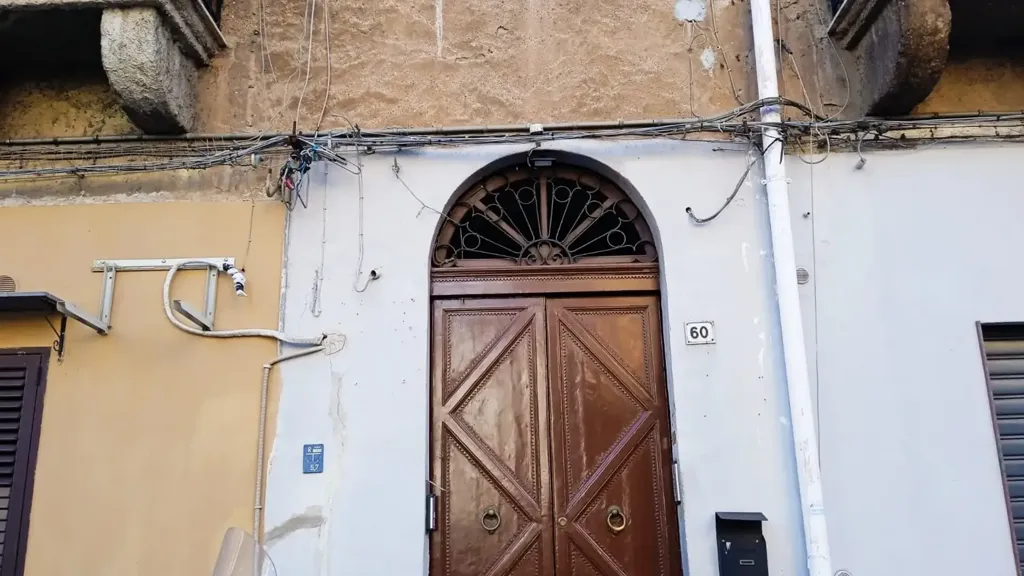Välivaade - Two-Bedroom Apartment with Balcony in Palermo