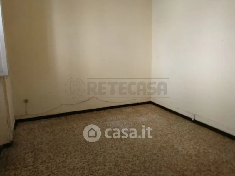 Toad - Three-Bedroom Flat to Renovate in Caltanissetta