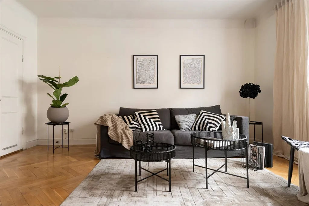 Living Room - 1930s Charm Flat in Haga Norra, Solna