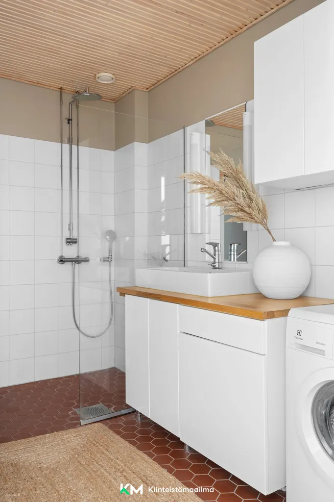 Vannitoad - Modernised Townhouse with Sauna in Sipoon Granborg