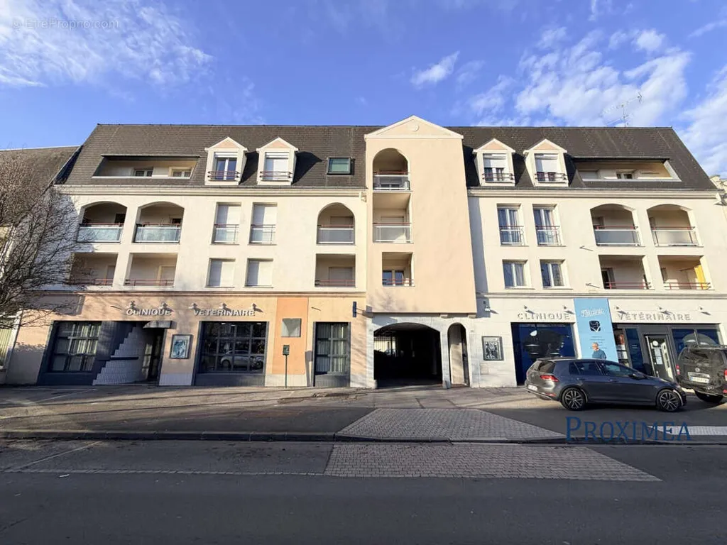 Extérieur - Appartement 2 Pièces avec Balcon à Pontault-Combault