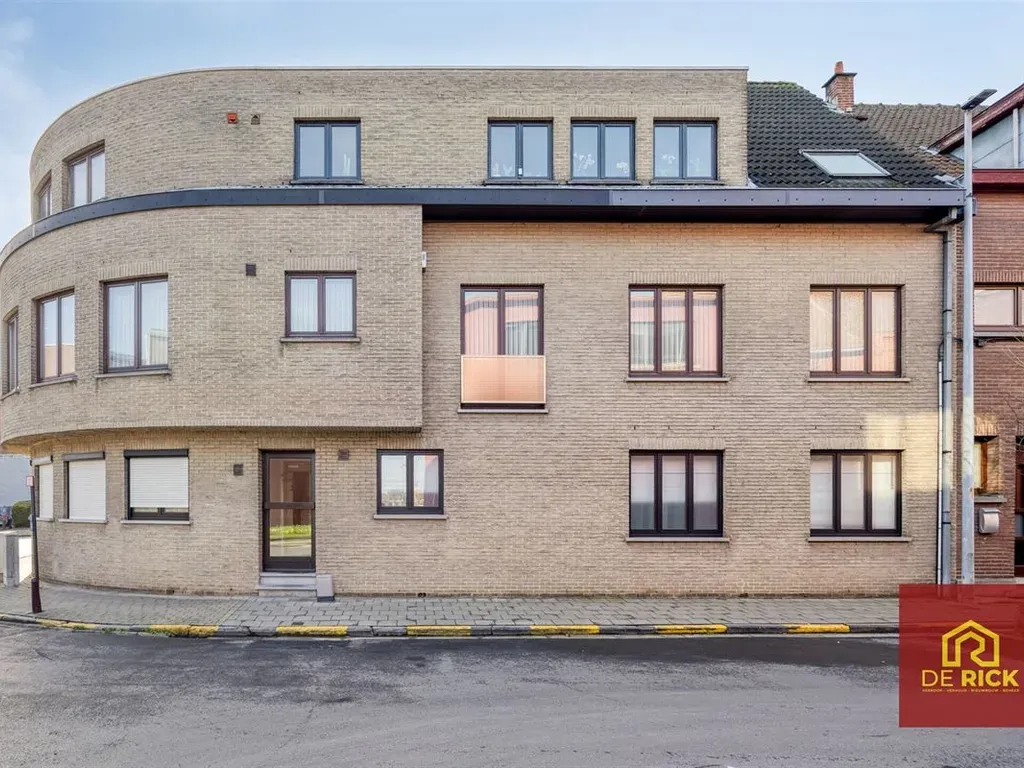 Extérieur - Appartement Rénové avec Parking à Aalst