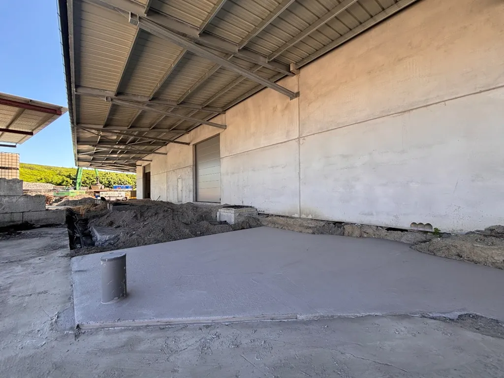 Stanze - Logistic Site with Office Space in Harelbeke